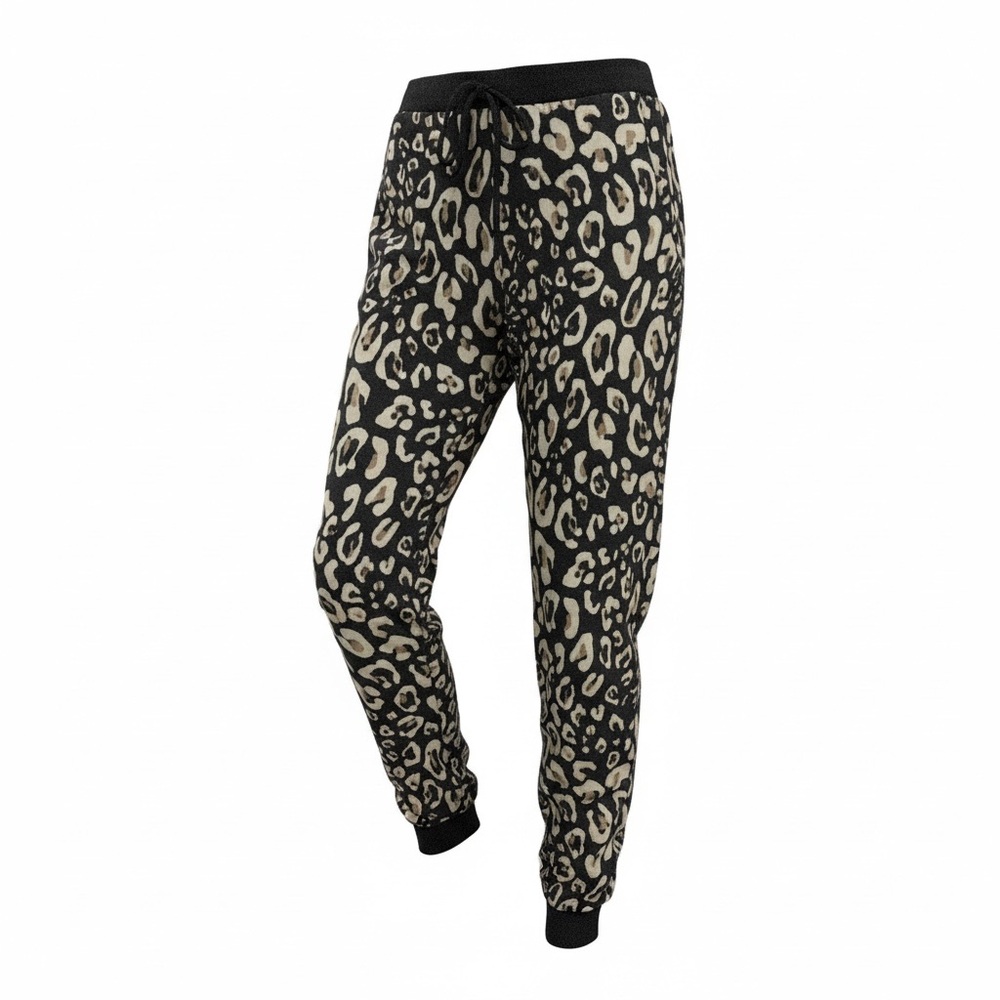 BLUE IVY Women’s Leopard print joggers gray/cream  Size Small